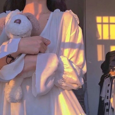 山河血泪美人恩